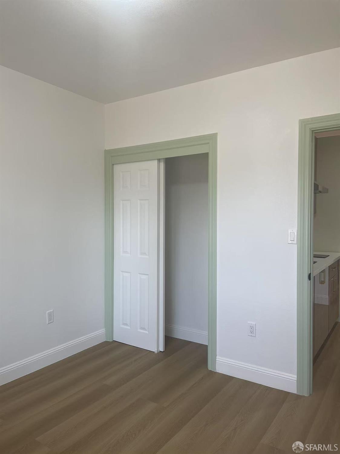 Detail Gallery Image 7 of 9 For 1435 Newcomb Ave, San Francisco,  CA 94124 - 2 Beds | 1 Baths