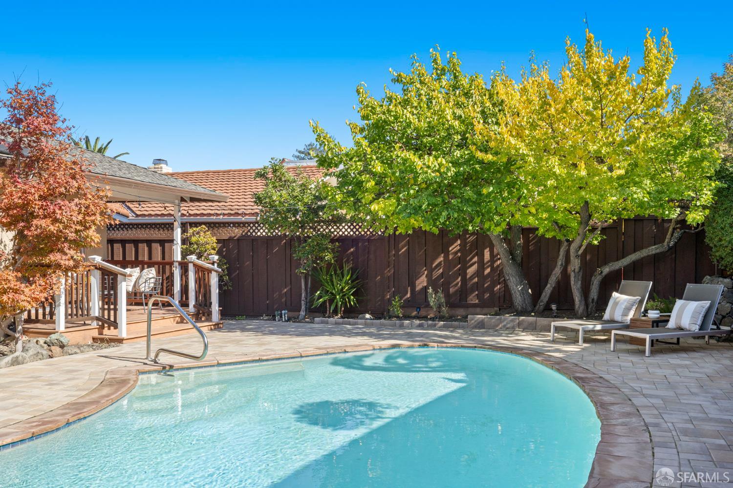 Detail Gallery Image 46 of 51 For 2595 Eaton Ave, San Carlos,  CA 94070 - 3 Beds | 2 Baths