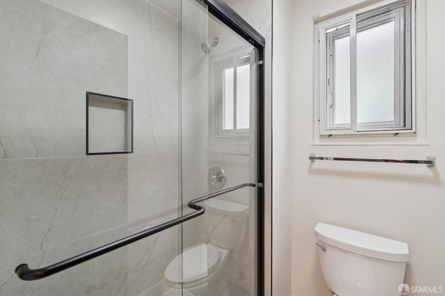 Detail Gallery Image 34 of 59 For 257 Hampshire Ct, Daly City,  CA 94015 - 5 Beds | 4 Baths