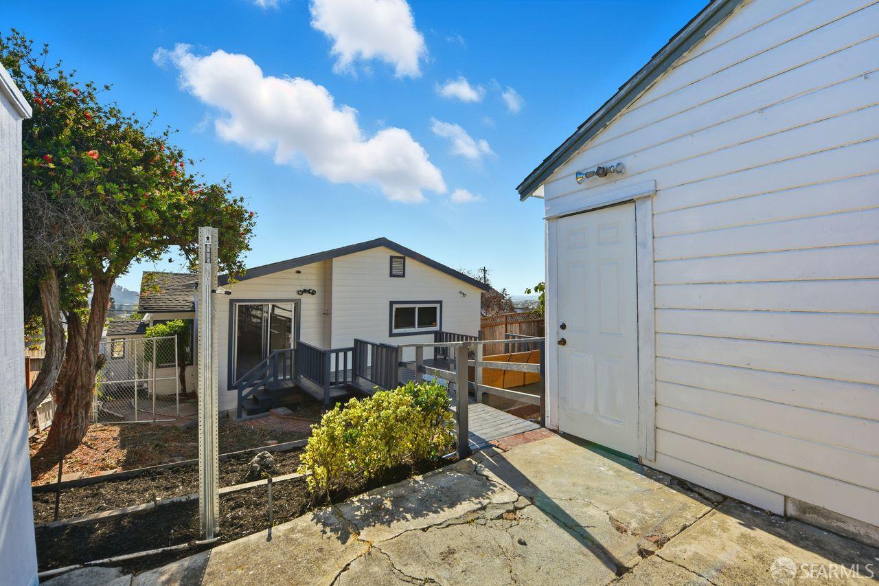 Detail Gallery Image 38 of 47 For 7347 Terrace Dr, El Cerrito,  CA 94530 - 4 Beds | 2 Baths