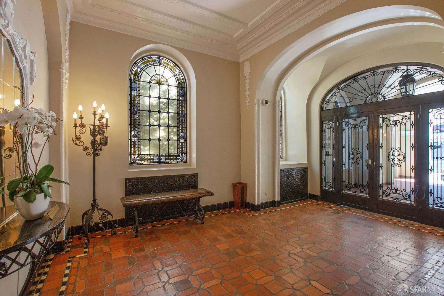 Detail Gallery Image 30 of 33 For 2100 Green St #206,  San Francisco,  CA 94123 - 2 Beds | 2 Baths