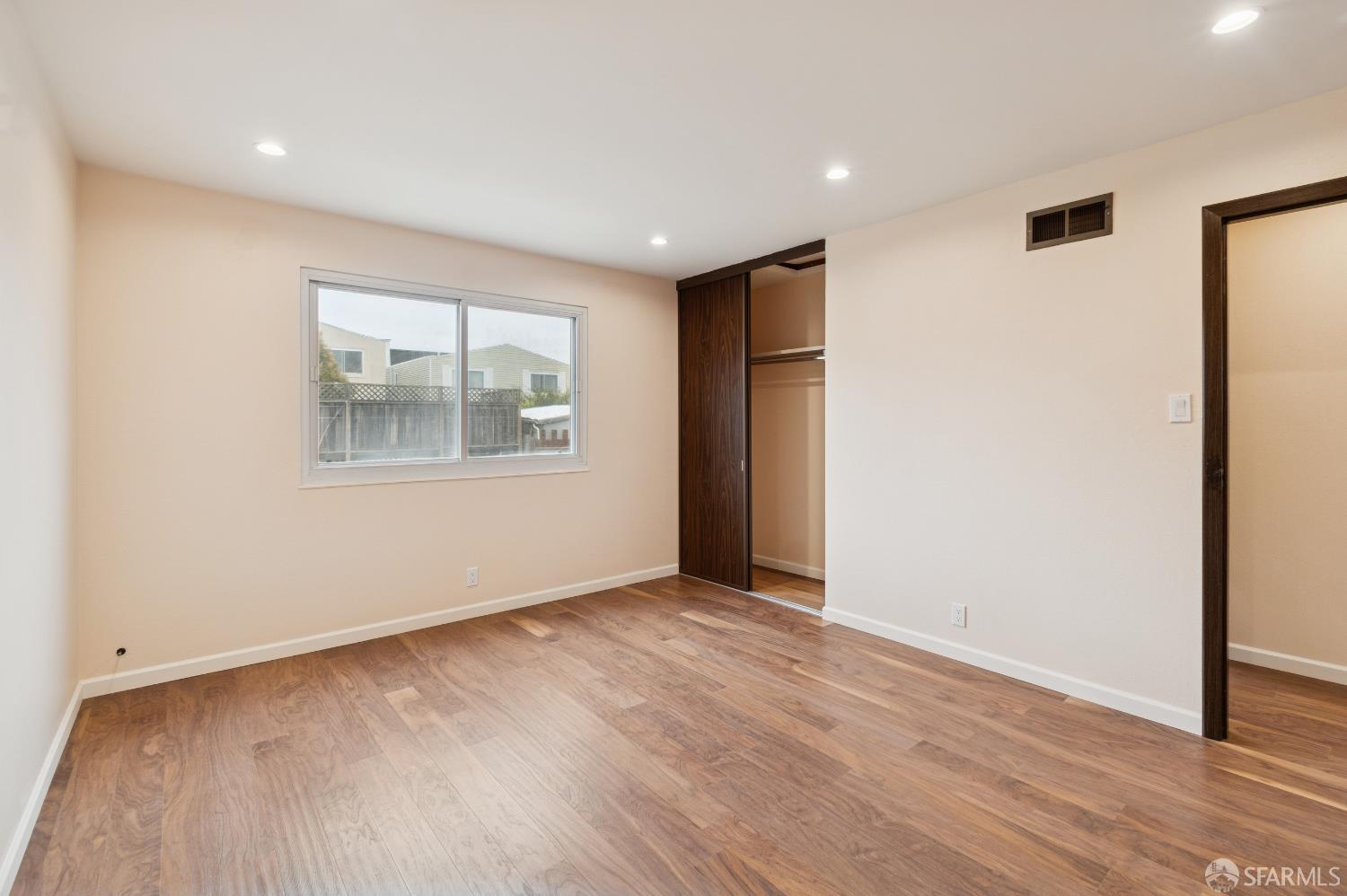 Detail Gallery Image 31 of 59 For 257 Hampshire Ct, Daly City,  CA 94015 - 5 Beds | 4 Baths