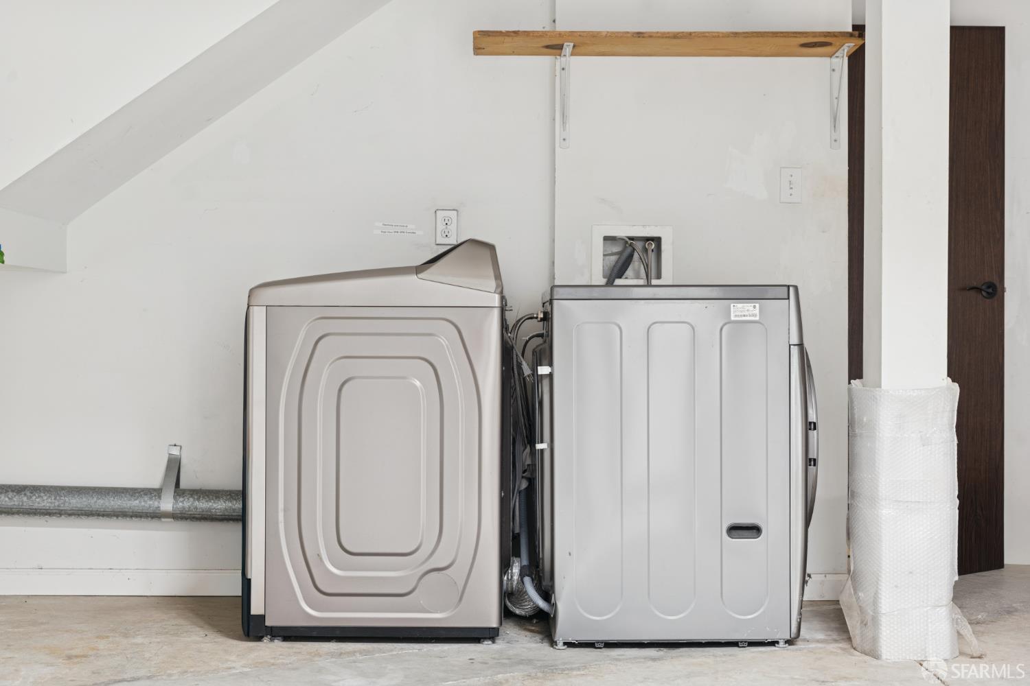 Detail Gallery Image 38 of 59 For 257 Hampshire Ct, Daly City,  CA 94015 - 5 Beds | 4 Baths