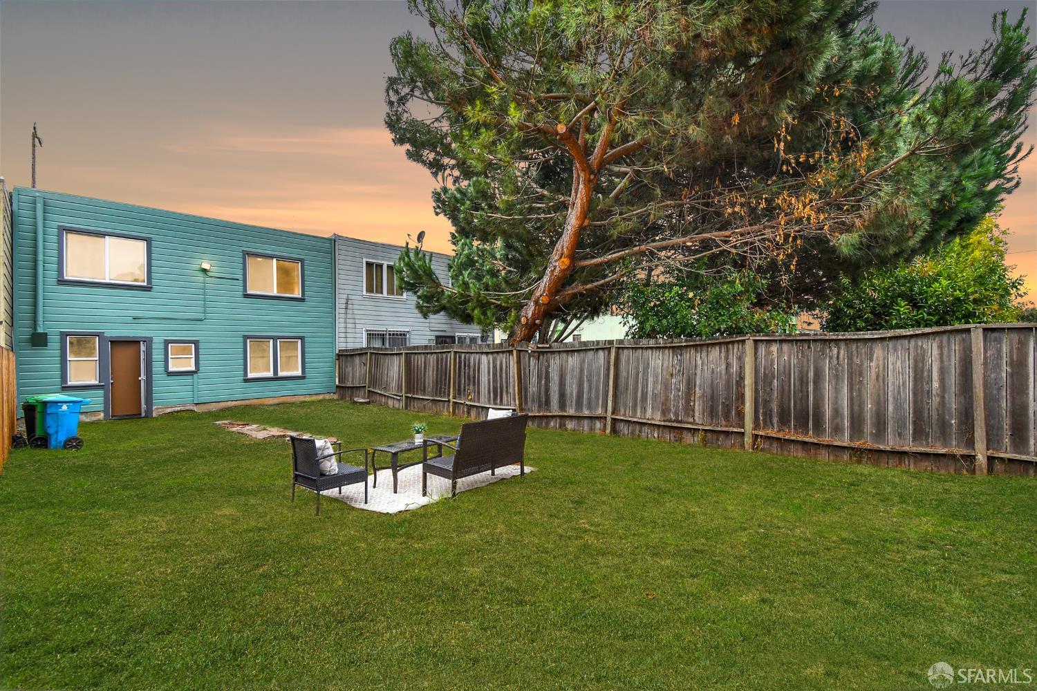 Detail Gallery Image 34 of 35 For 1090 Gilman Ave, San Francisco,  CA 94124 - 2 Beds | 2 Baths