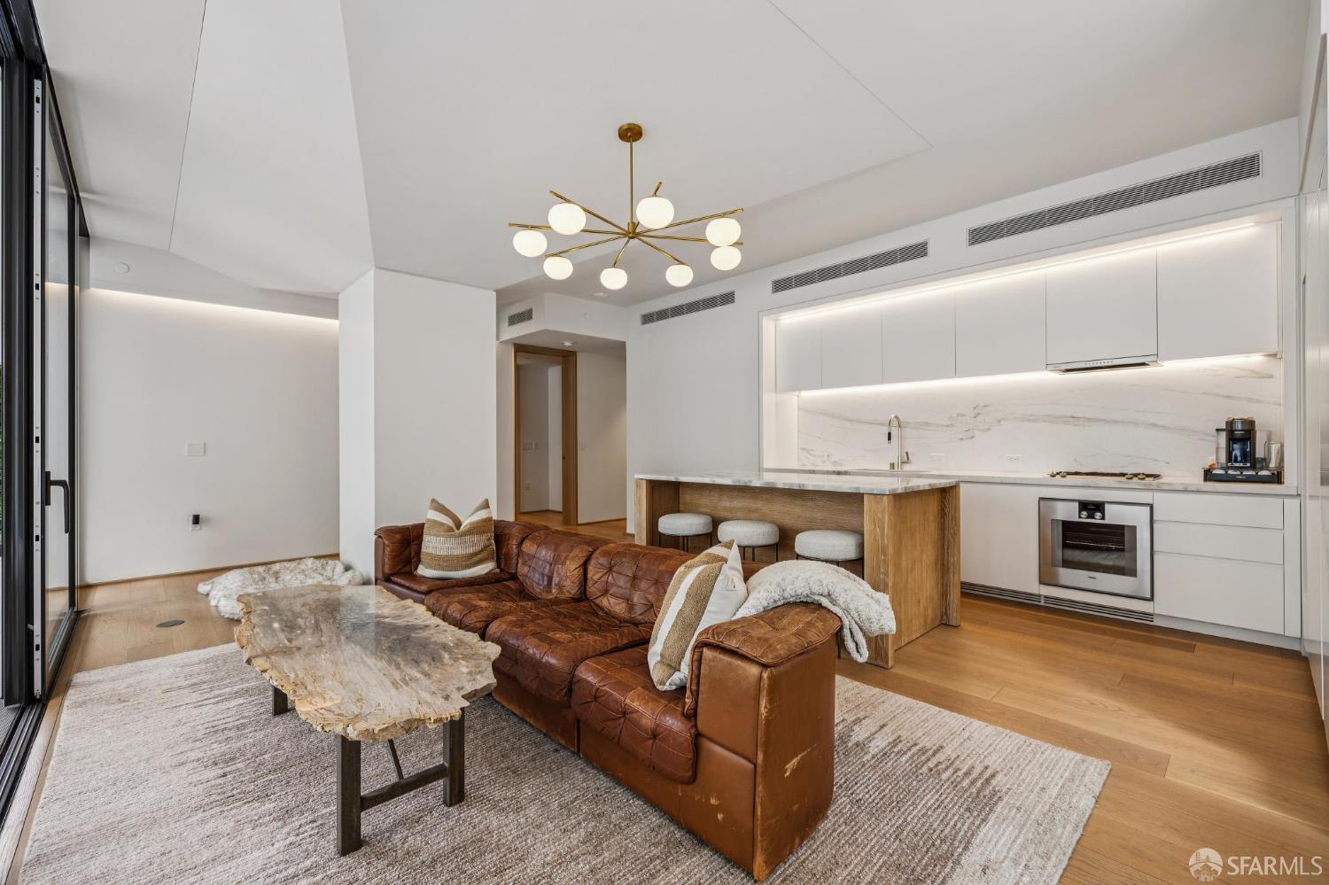 Detail Gallery Image 8 of 34 For 1 Steuart Ln #201,  San Francisco,  CA 94105 - 2 Beds | 2 Baths