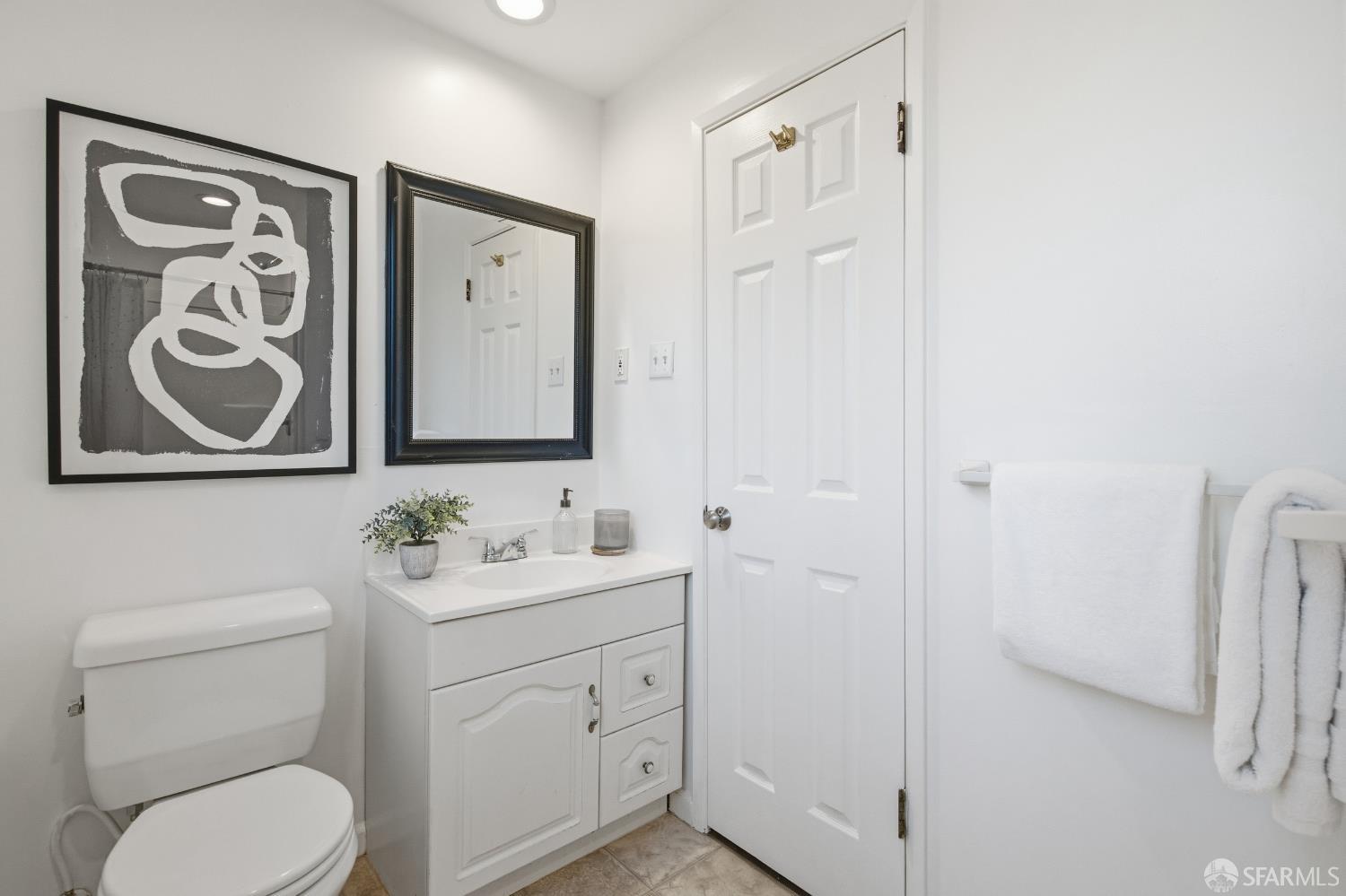 Detail Gallery Image 56 of 75 For 121 Kings Rd, Brisbane,  CA 94005 - 3 Beds | 2/1 Baths