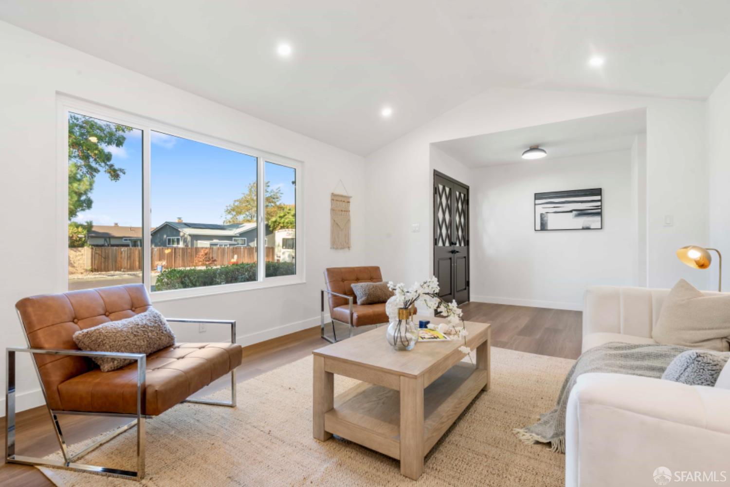 Detail Gallery Image 7 of 49 For 6784 Montcalm Ave, Newark,  CA 94560 - 3 Beds | 2 Baths