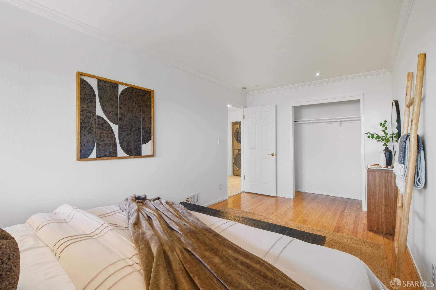 Detail Gallery Image 35 of 75 For 121 Kings Rd, Brisbane,  CA 94005 - 3 Beds | 2/1 Baths