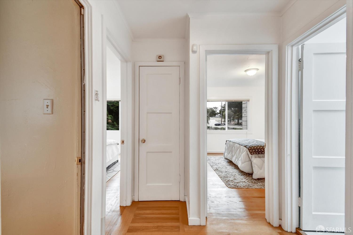 Detail Gallery Image 16 of 35 For 1090 Gilman Ave, San Francisco,  CA 94124 - 2 Beds | 2 Baths