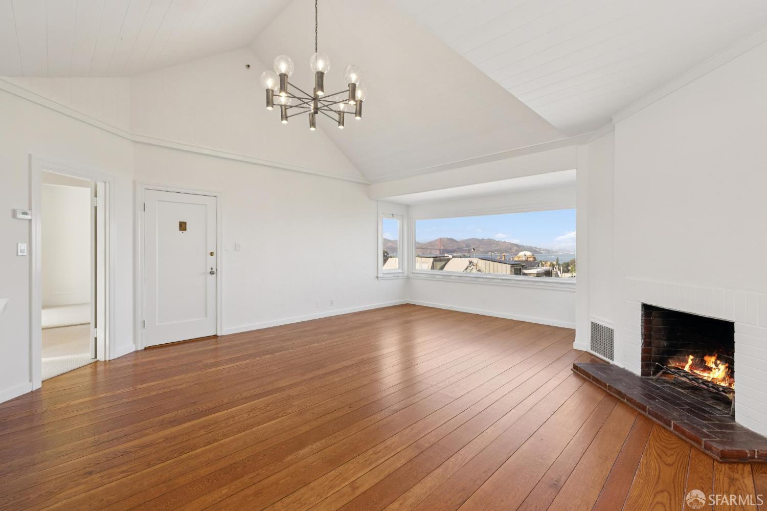 Detail Gallery Image 3 of 30 For 2680 Union St, San Francisco,  CA 94123 - 1 Beds | 1 Baths