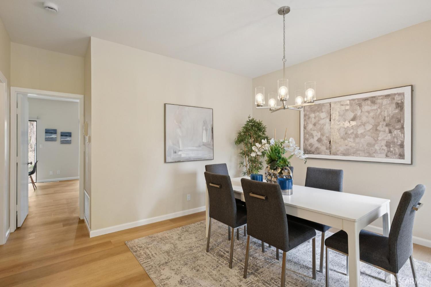 Photo #11: 425083916 Listing: Photo #11