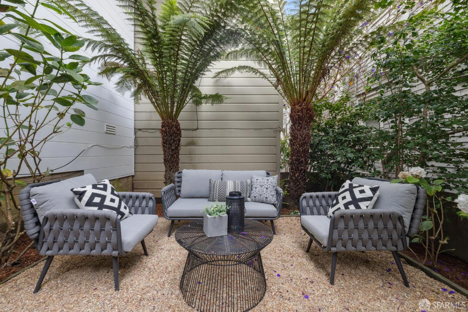 Detail Gallery Image 31 of 34 For 50 Montclair Ter, San Francisco,  CA 94109 - 3 Beds | 2/1 Baths