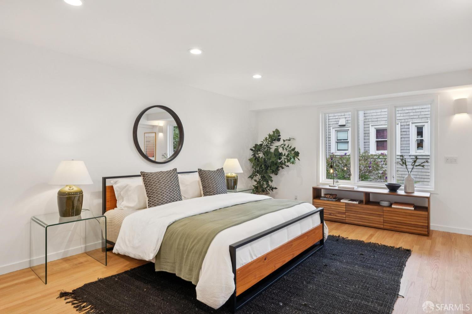 Detail Gallery Image 27 of 34 For 50 Montclair Ter, San Francisco,  CA 94109 - 3 Beds | 2/1 Baths