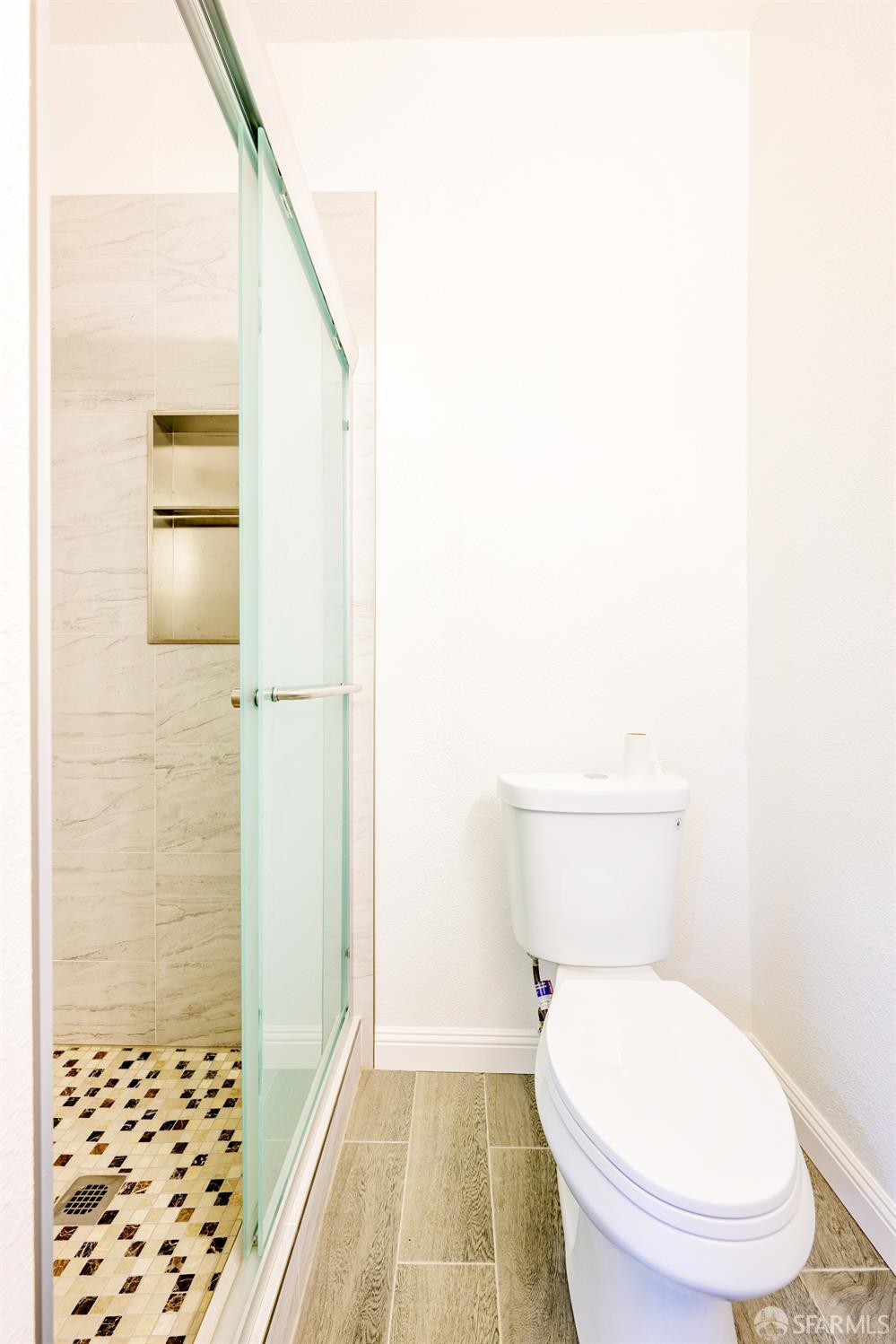 Detail Gallery Image 29 of 60 For 2275 Southwood Dr, Pittsburg,  CA 94565 - 6 Beds | 4 Baths