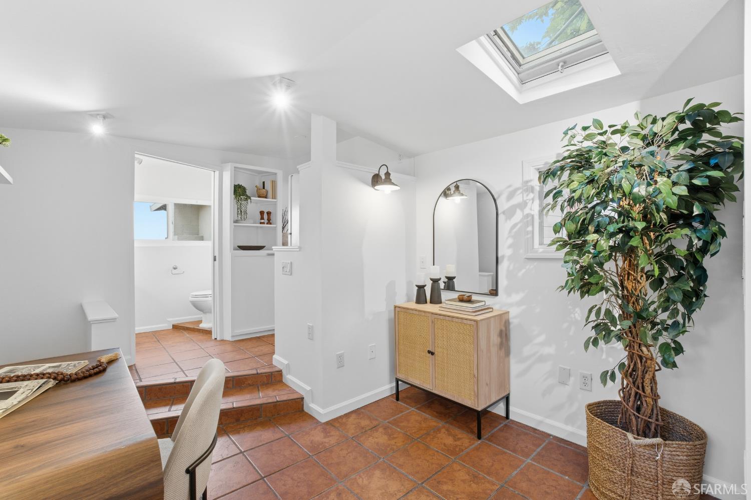 Detail Gallery Image 23 of 75 For 121 Kings Rd, Brisbane,  CA 94005 - 3 Beds | 2/1 Baths