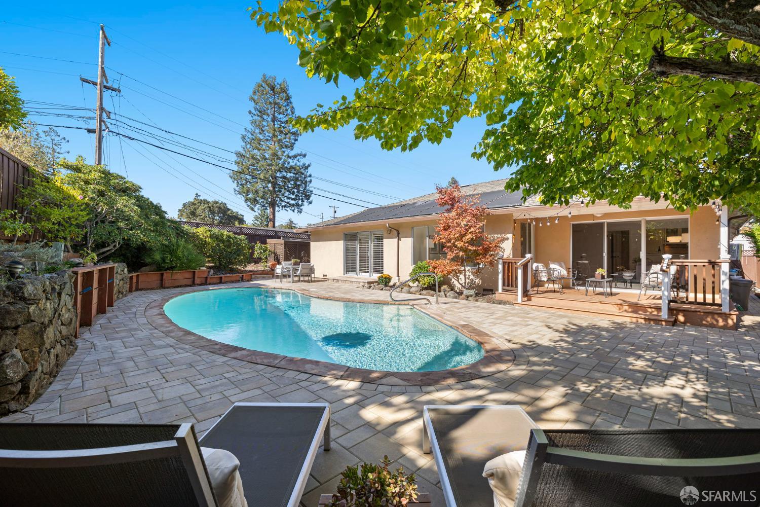 Detail Gallery Image 43 of 51 For 2595 Eaton Ave, San Carlos,  CA 94070 - 3 Beds | 2 Baths