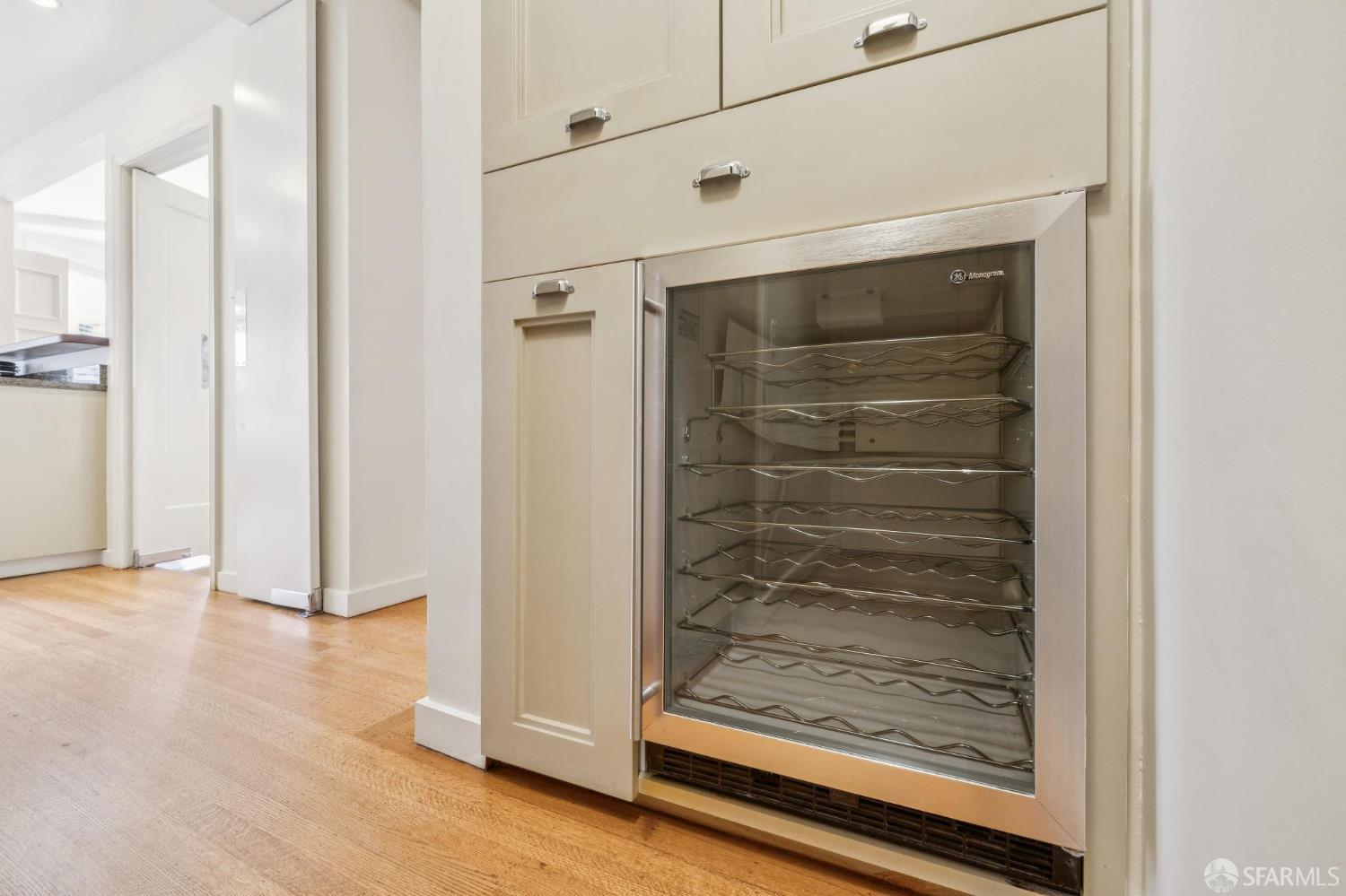 Detail Gallery Image 17 of 33 For 2100 Green St #206,  San Francisco,  CA 94123 - 2 Beds | 2 Baths