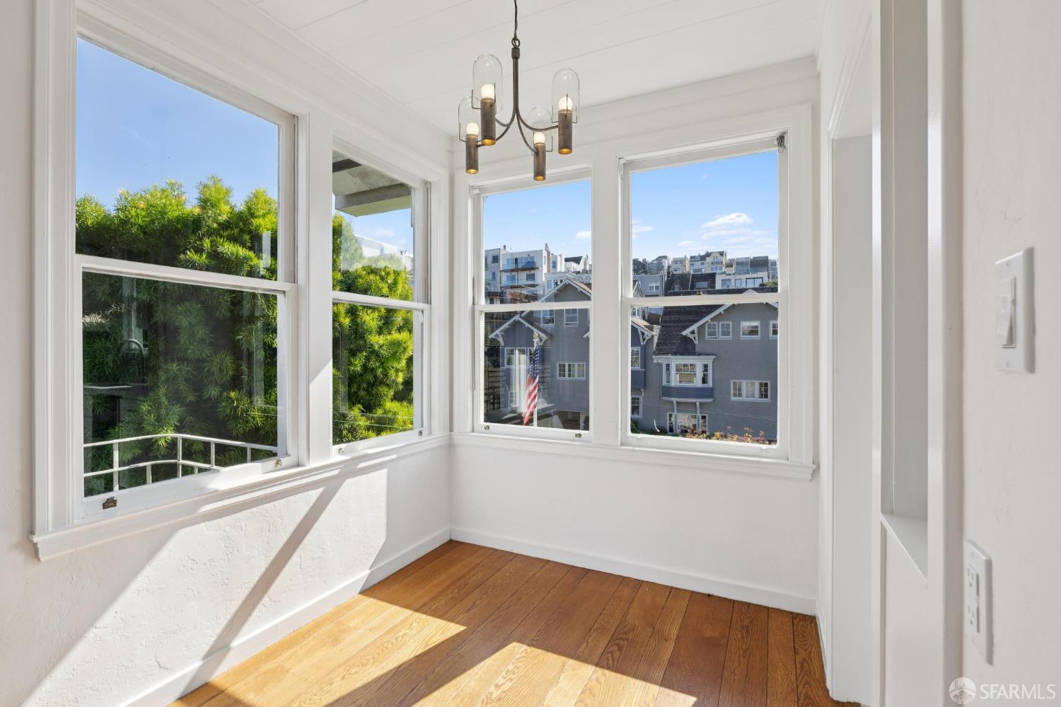 Detail Gallery Image 13 of 30 For 2680 Union St, San Francisco,  CA 94123 - 1 Beds | 1 Baths