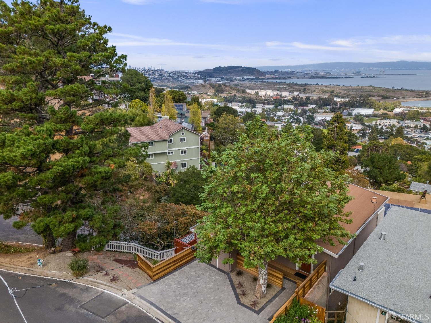 Detail Gallery Image 66 of 75 For 121 Kings Rd, Brisbane,  CA 94005 - 3 Beds | 2/1 Baths