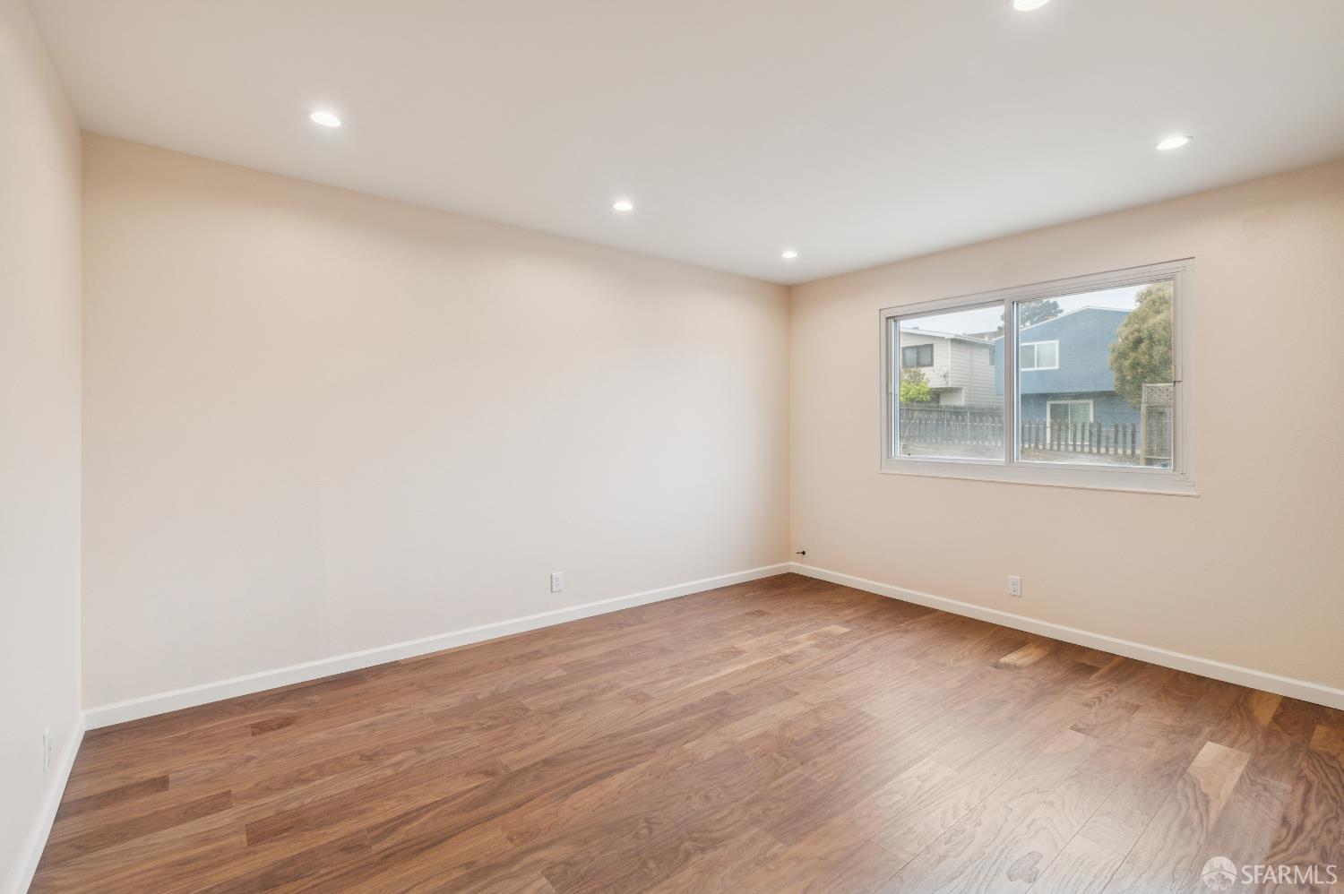 Detail Gallery Image 29 of 59 For 257 Hampshire Ct, Daly City,  CA 94015 - 5 Beds | 4 Baths