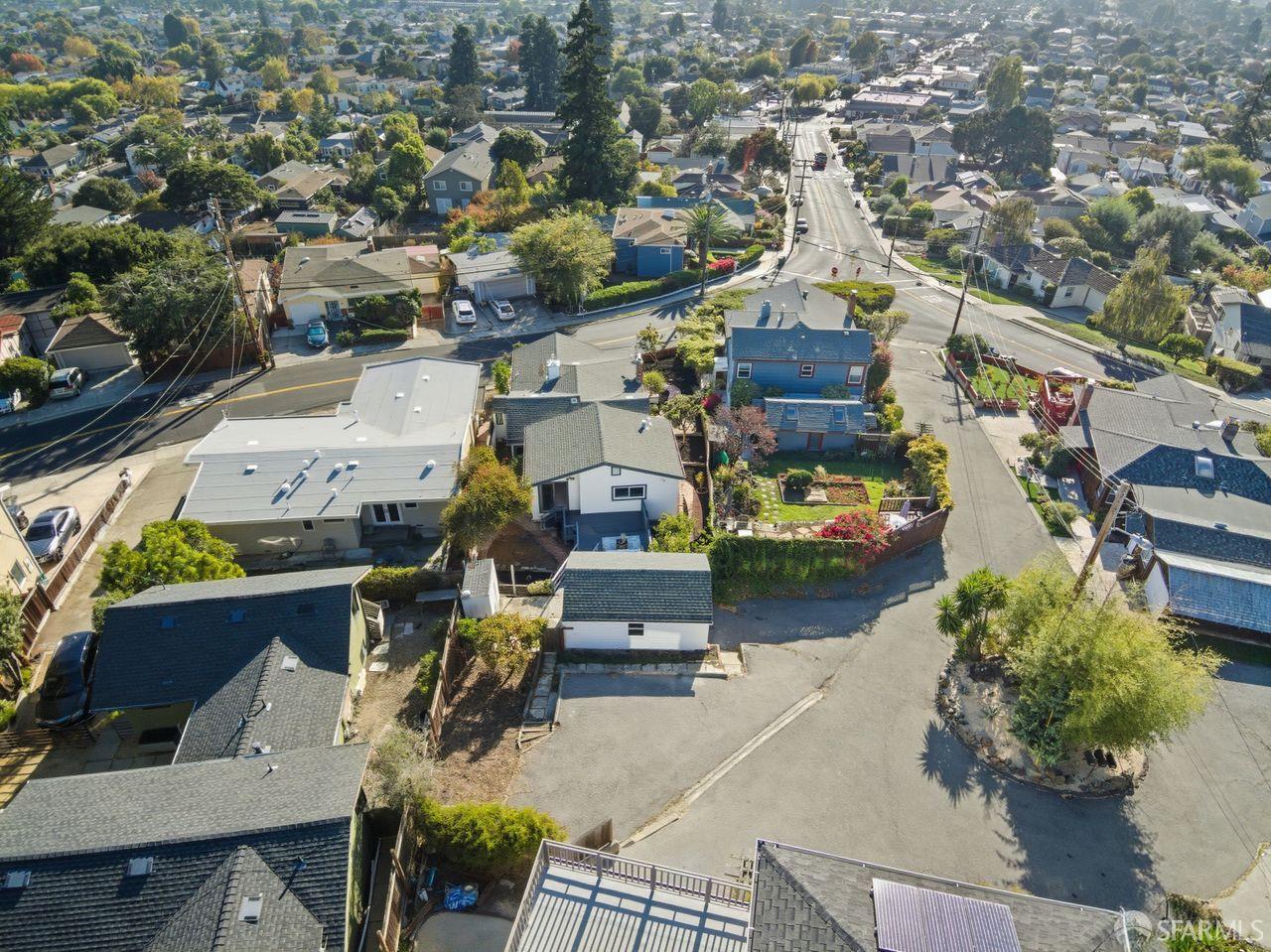 Detail Gallery Image 45 of 47 For 7347 Terrace Dr, El Cerrito,  CA 94530 - 4 Beds | 2 Baths