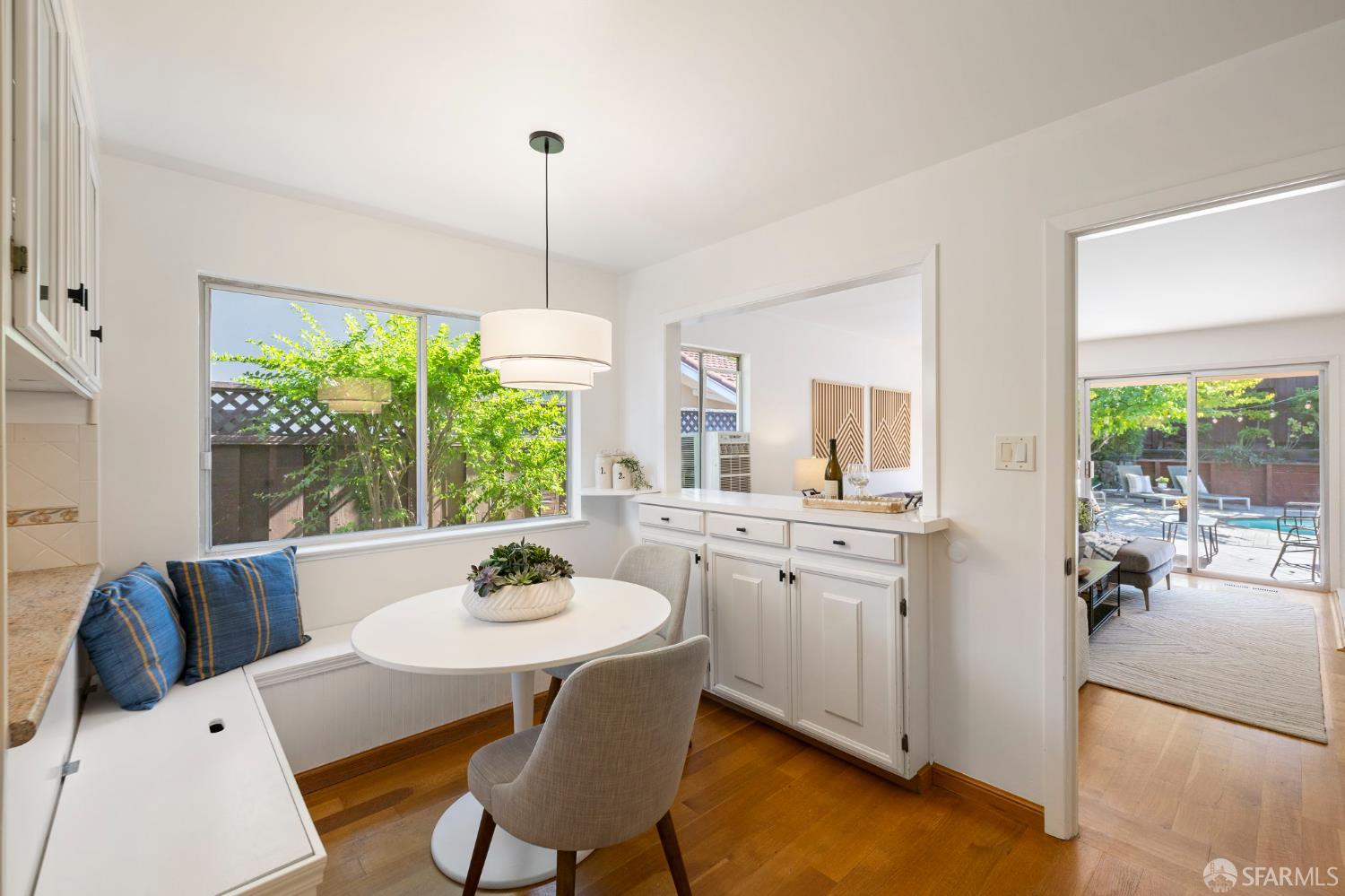 Detail Gallery Image 20 of 51 For 2595 Eaton Ave, San Carlos,  CA 94070 - 3 Beds | 2 Baths