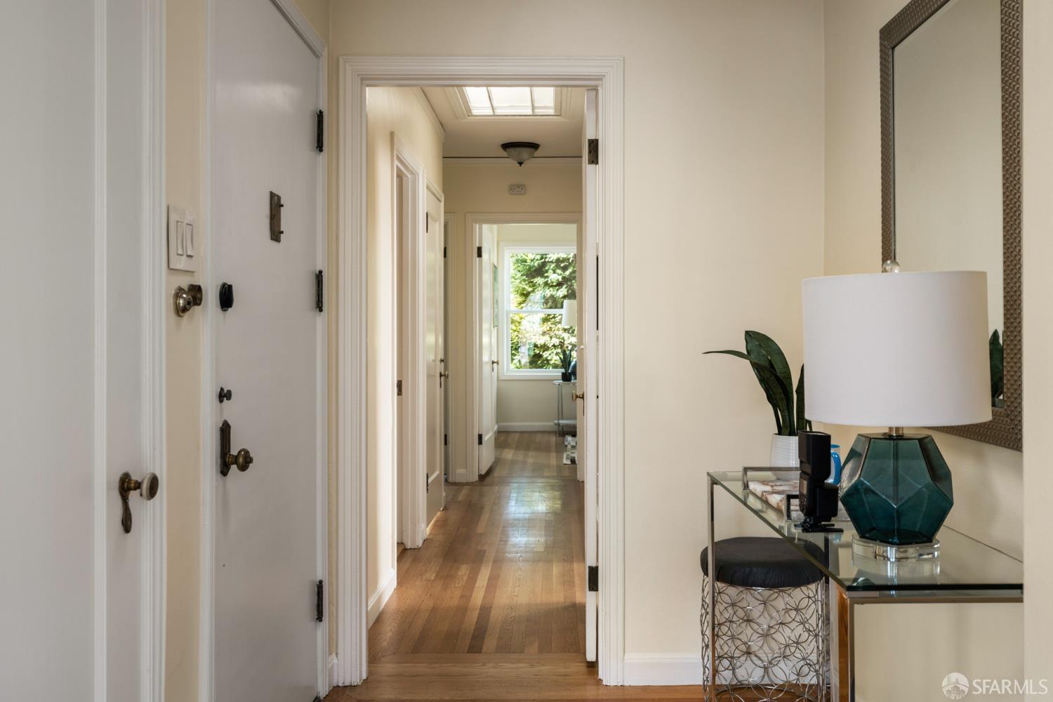 Detail Gallery Image 13 of 28 For 1310 Alabama St, San Francisco,  CA 94110 - 2 Beds | 1 Baths