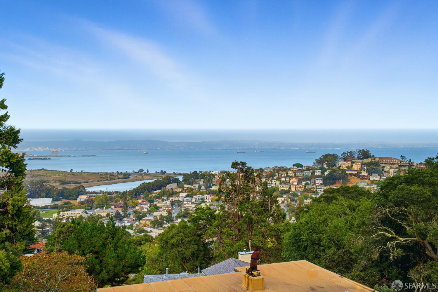 Detail Gallery Image 31 of 75 For 121 Kings Rd, Brisbane,  CA 94005 - 3 Beds | 2/1 Baths