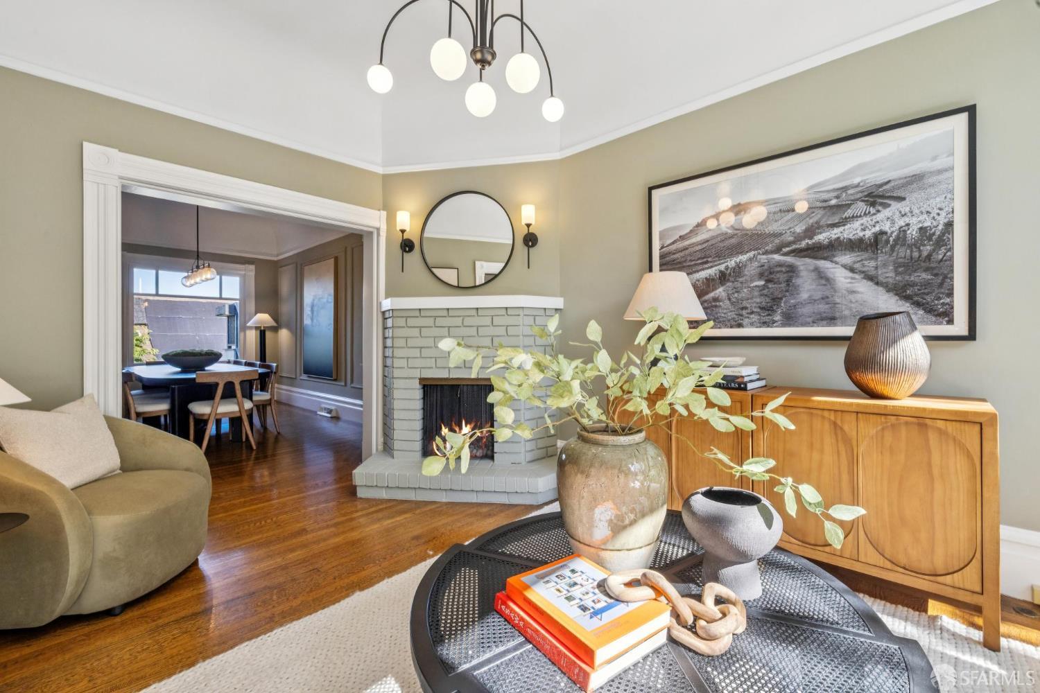 Detail Gallery Image 13 of 77 For 4106 20th St, San Francisco,  CA 94114 - 4 Beds | 3 Baths