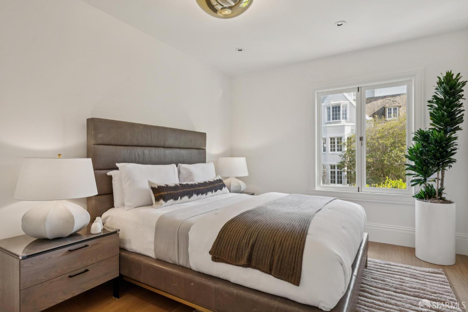 Detail Gallery Image 44 of 94 For 3300 Jackson St, San Francisco,  CA 94118 - 5 Beds | 6/2 Baths