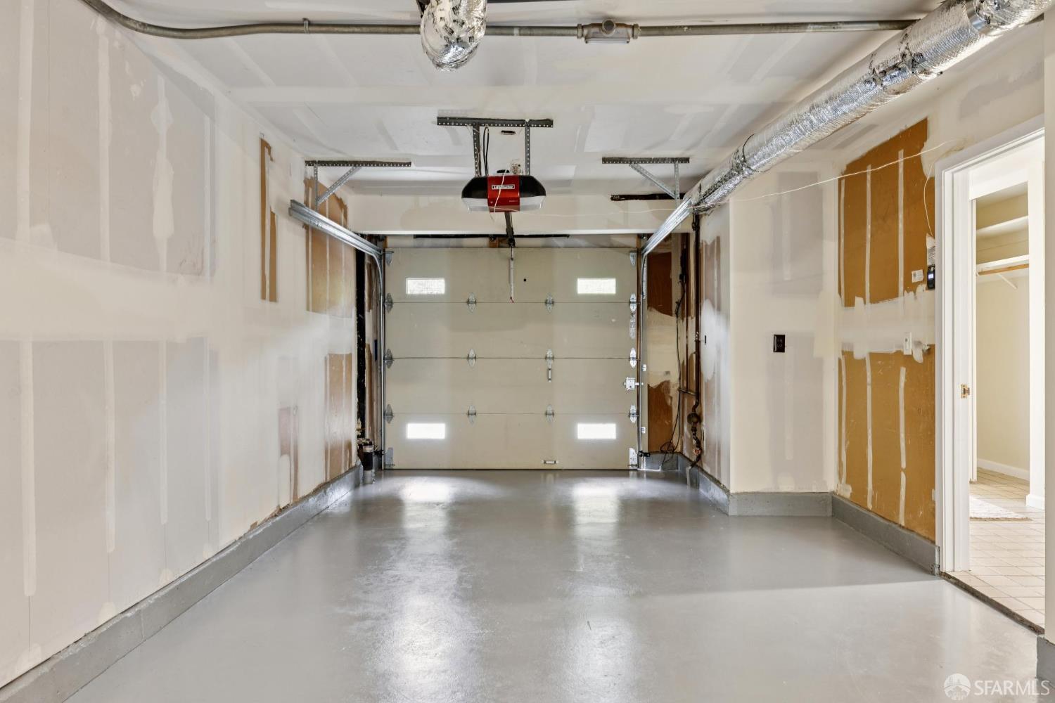 Photo #43: 425083916 Listing: Photo #43