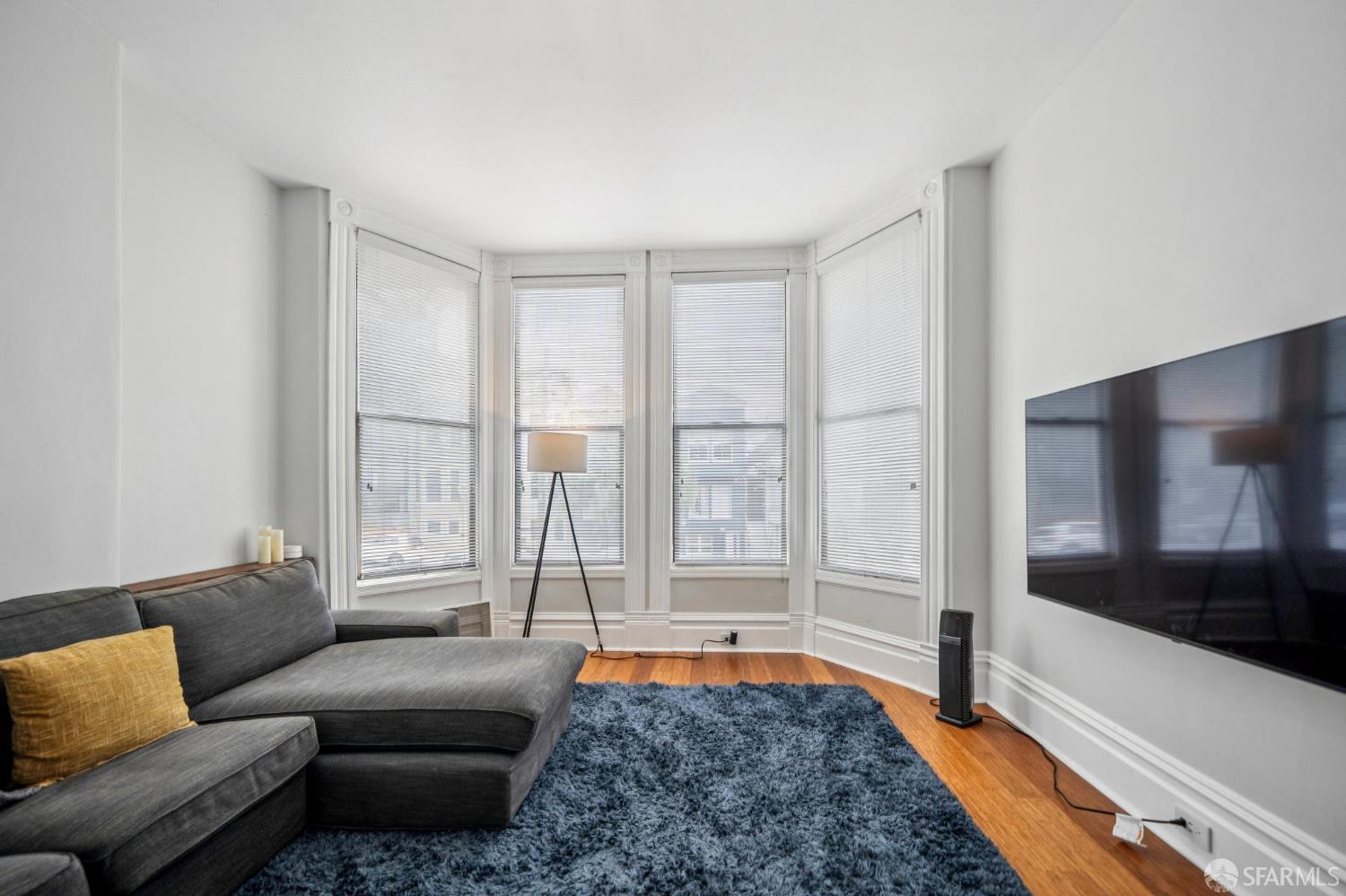 Detail Gallery Image 25 of 35 For 1040 Sanchez St, San Francisco,  CA 94114 - 2 Beds | 1 Baths