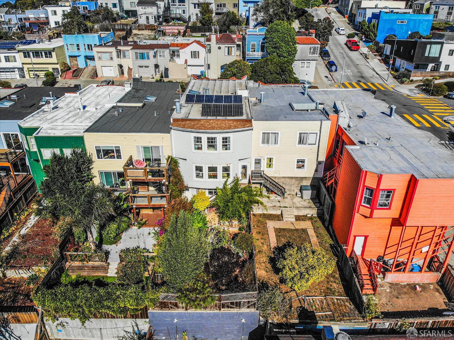 Detail Gallery Image 35 of 39 For 1411 Oakdale Ave, San Francisco,  CA 94124 - 3 Beds | 1/1 Baths