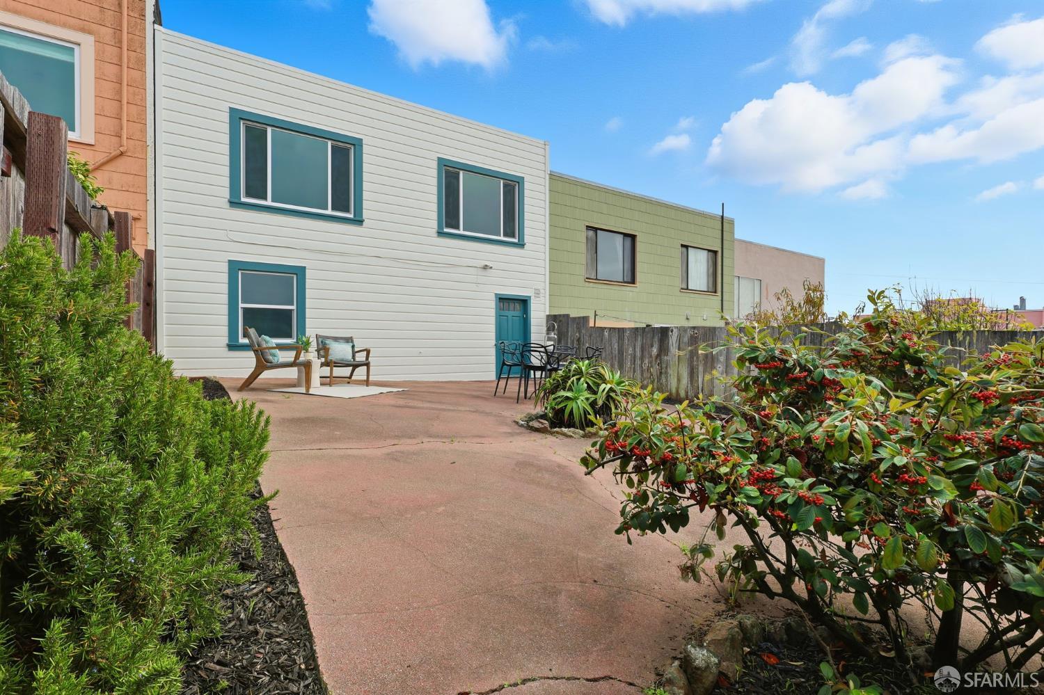 Detail Gallery Image 35 of 55 For 2087 29th Ave, San Francisco,  CA 94116 - 3 Beds | 1 Baths