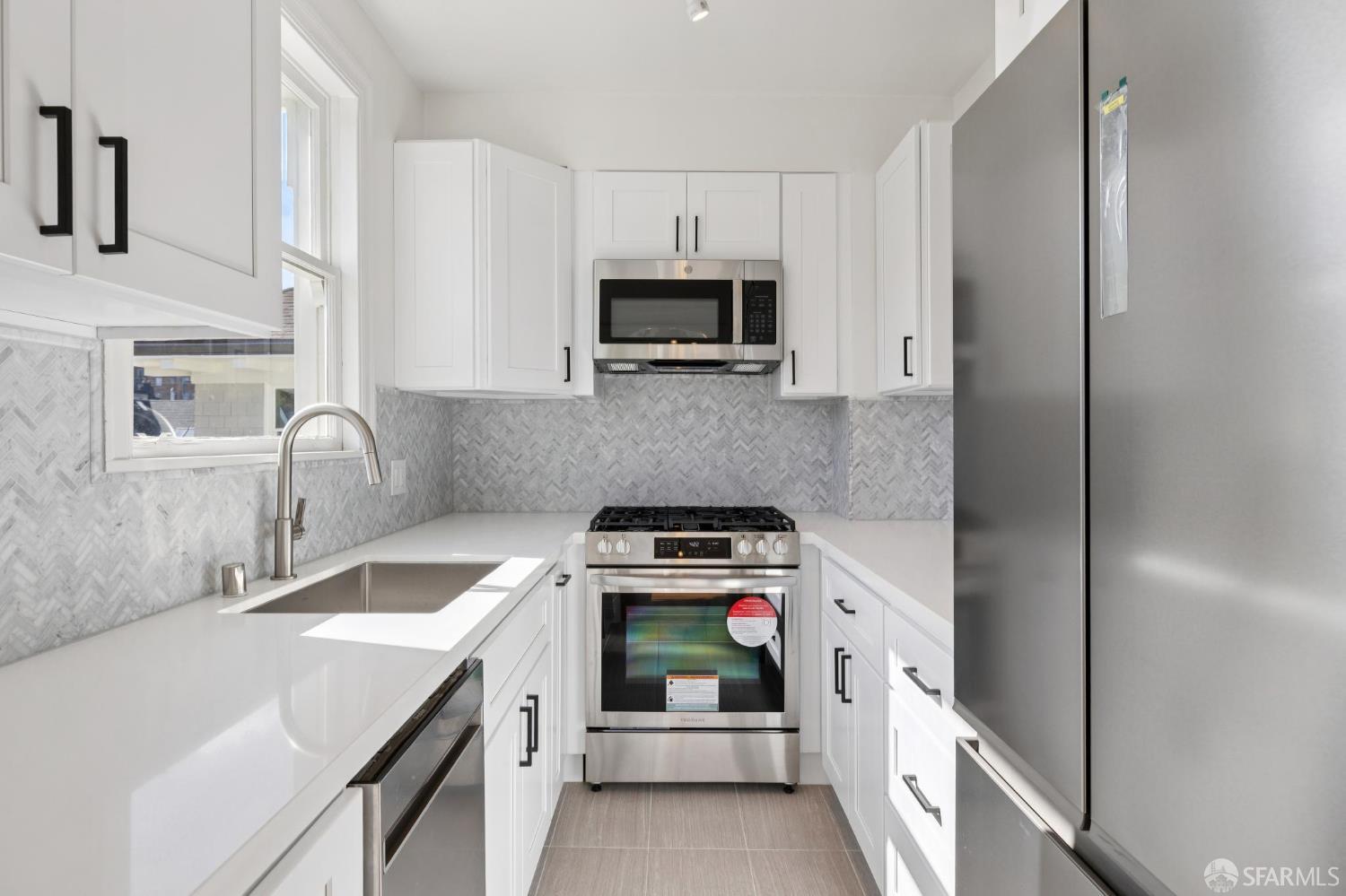 Detail Gallery Image 16 of 30 For 2680 Union St, San Francisco,  CA 94123 - 1 Beds | 1 Baths