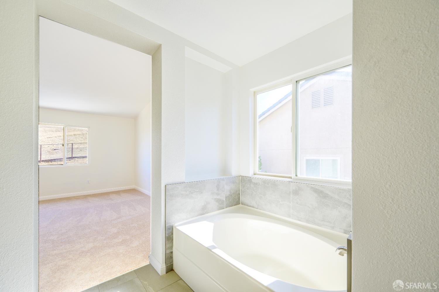 Detail Gallery Image 37 of 60 For 2275 Southwood Dr, Pittsburg,  CA 94565 - 6 Beds | 4 Baths