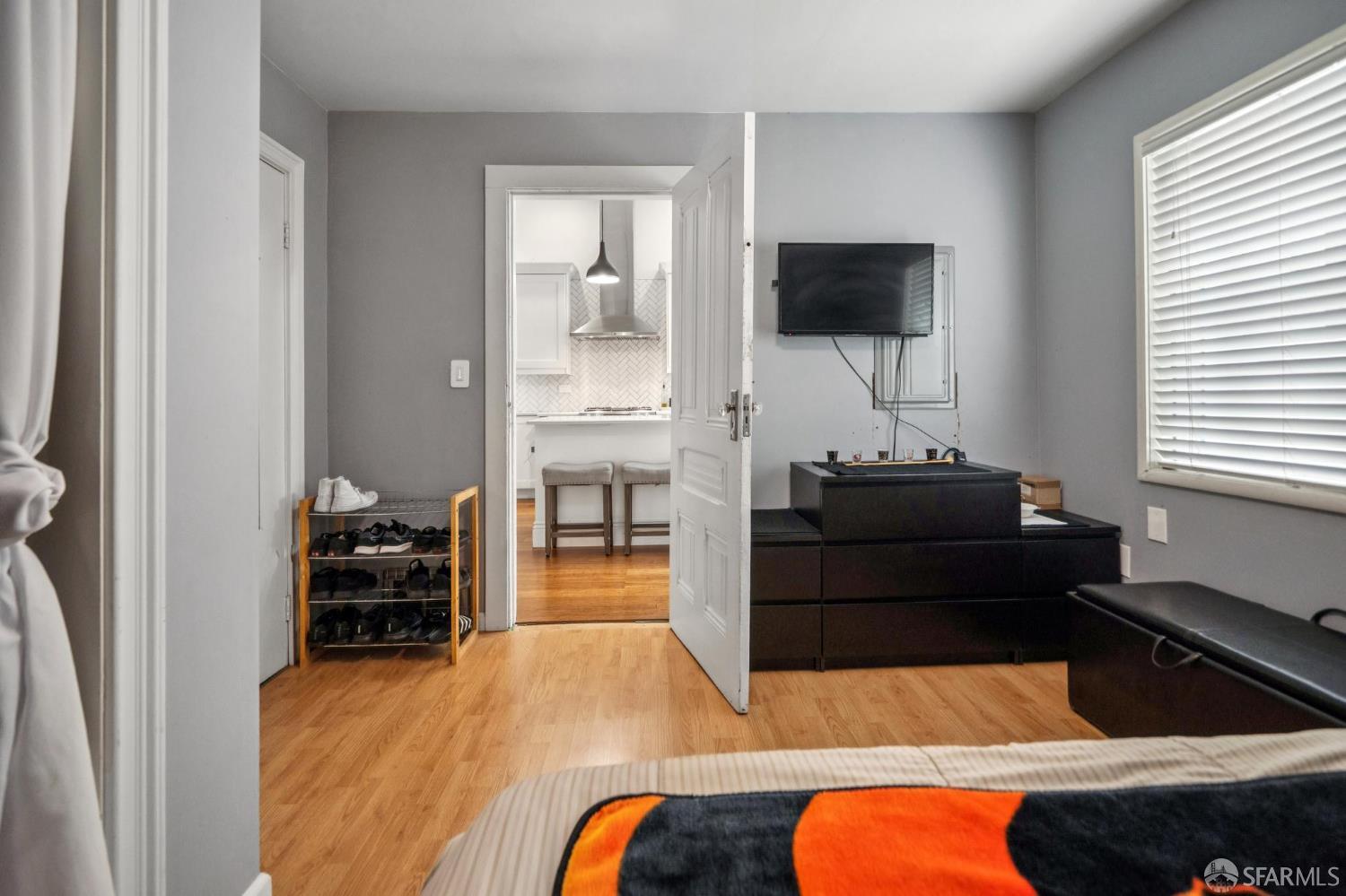 Detail Gallery Image 19 of 35 For 1040 Sanchez St, San Francisco,  CA 94114 - 2 Beds | 1 Baths