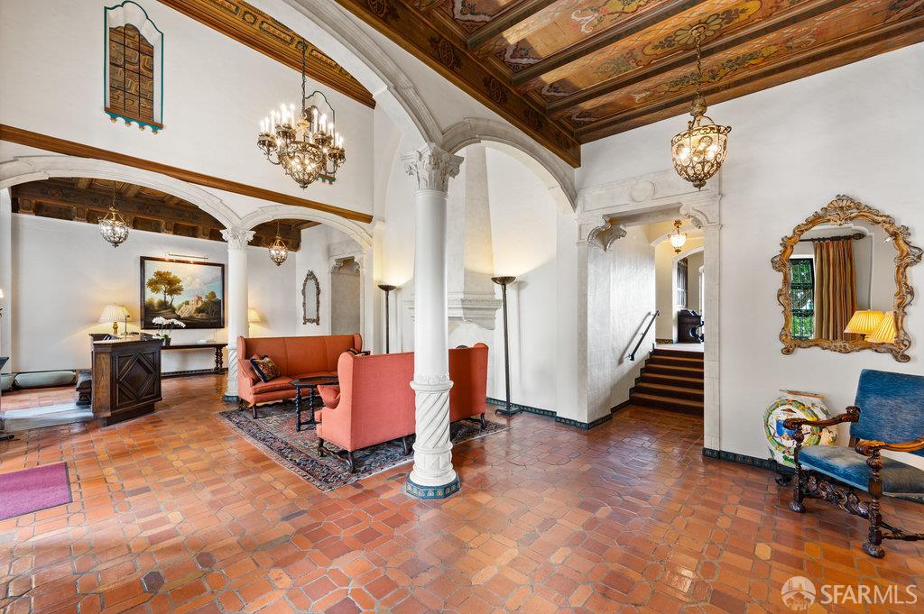 Photo #5: 425083698 Listing: Photo #5