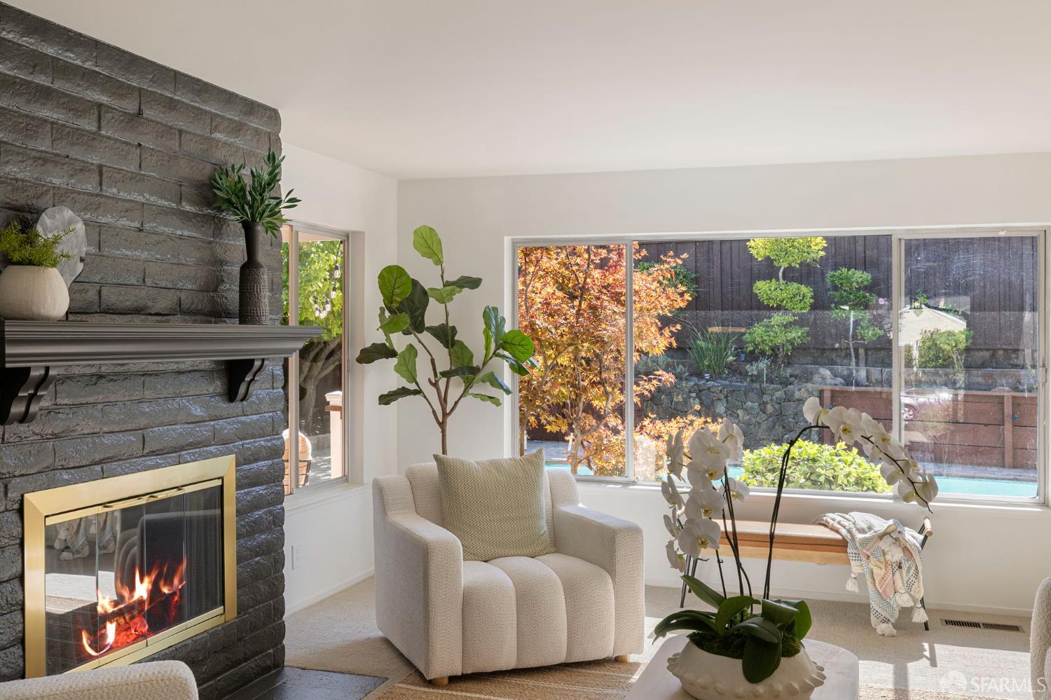 Detail Gallery Image 10 of 51 For 2595 Eaton Ave, San Carlos,  CA 94070 - 3 Beds | 2 Baths