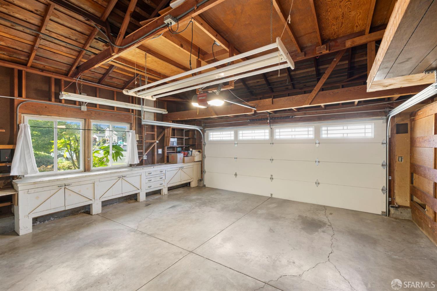 Detail Gallery Image 49 of 51 For 2595 Eaton Ave, San Carlos,  CA 94070 - 3 Beds | 2 Baths