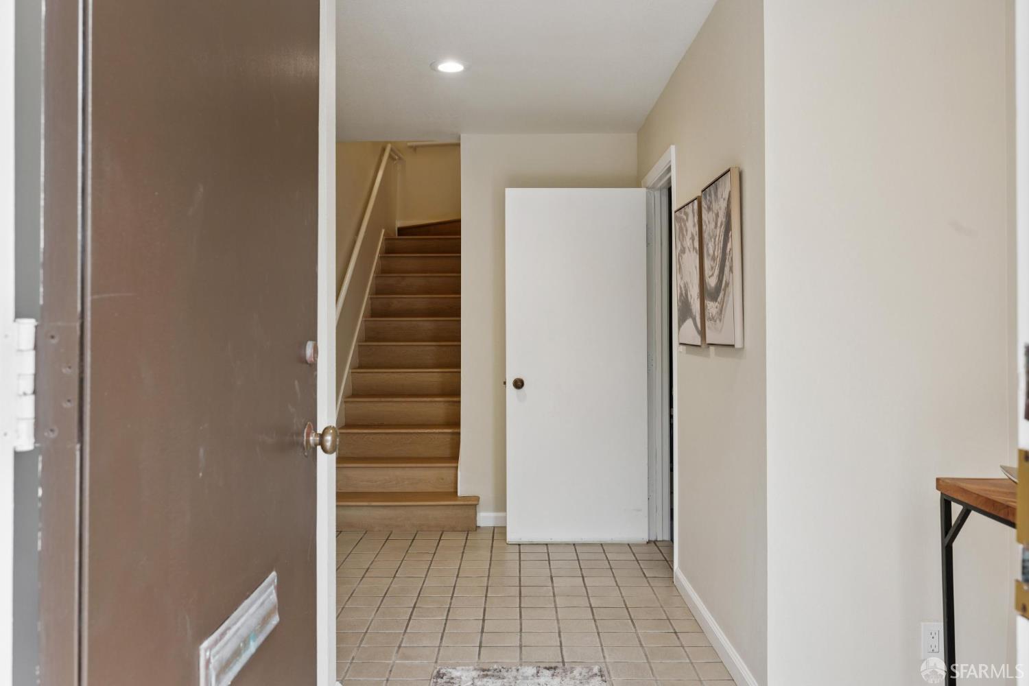 Photo #8: 425083916 Listing: Photo #8