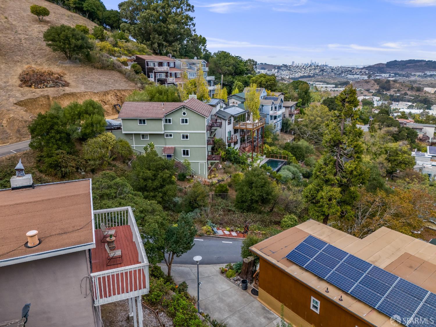 Detail Gallery Image 67 of 75 For 121 Kings Rd, Brisbane,  CA 94005 - 3 Beds | 2/1 Baths