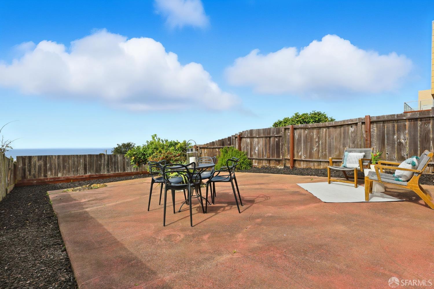 Detail Gallery Image 32 of 55 For 2087 29th Ave, San Francisco,  CA 94116 - 3 Beds | 1 Baths