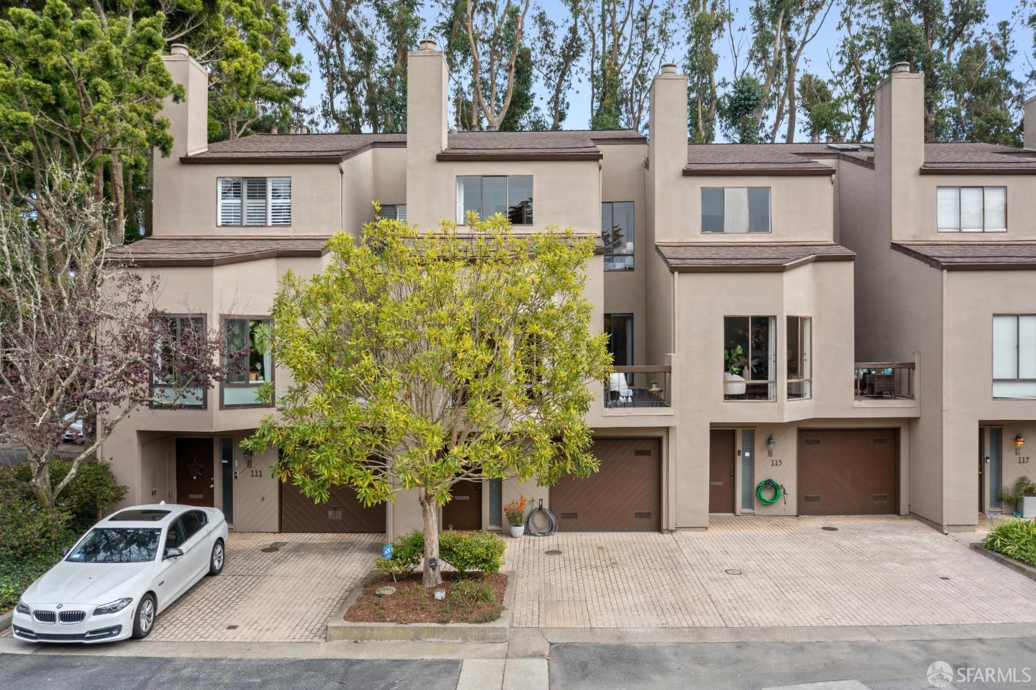 Photo #4: 425083916 Listing: Photo #4