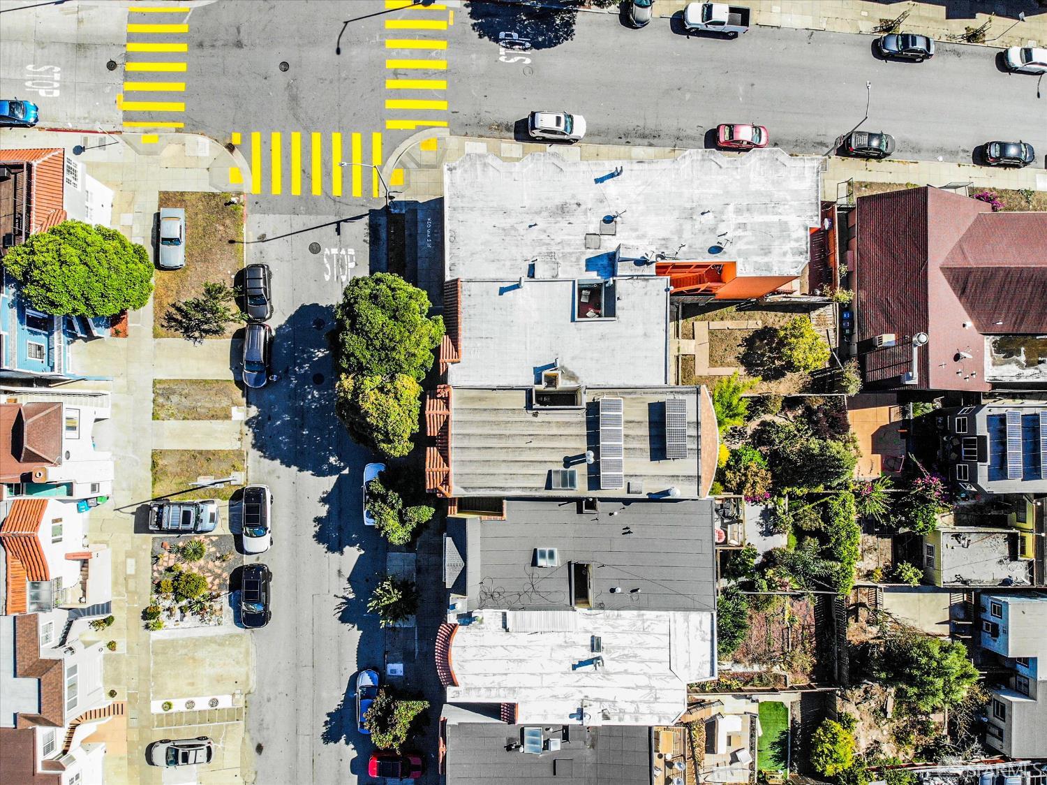 Detail Gallery Image 34 of 39 For 1411 Oakdale Ave, San Francisco,  CA 94124 - 3 Beds | 1/1 Baths