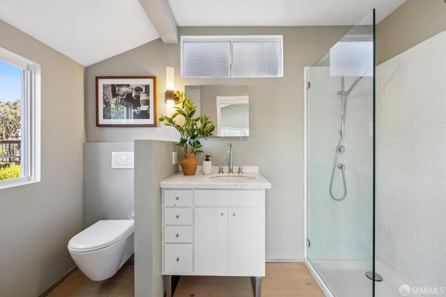 Detail Gallery Image 31 of 77 For 4106 20th St, San Francisco,  CA 94114 - 4 Beds | 3 Baths