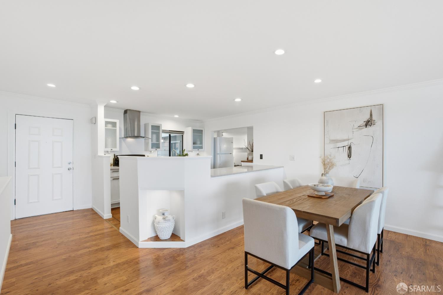 Detail Gallery Image 14 of 75 For 121 Kings Rd, Brisbane,  CA 94005 - 3 Beds | 2/1 Baths