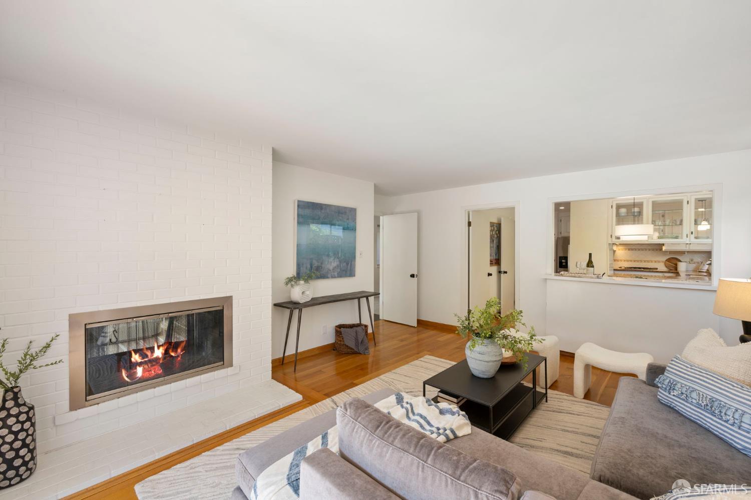 Detail Gallery Image 19 of 51 For 2595 Eaton Ave, San Carlos,  CA 94070 - 3 Beds | 2 Baths