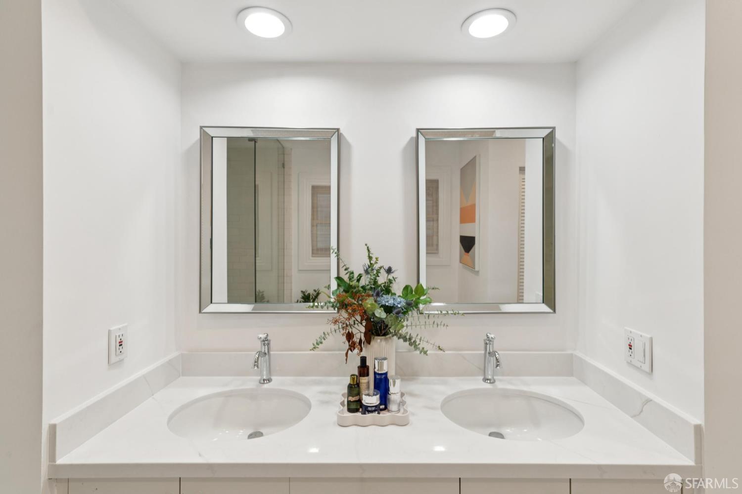 Photo #19: 425083511 Listing: Photo #19