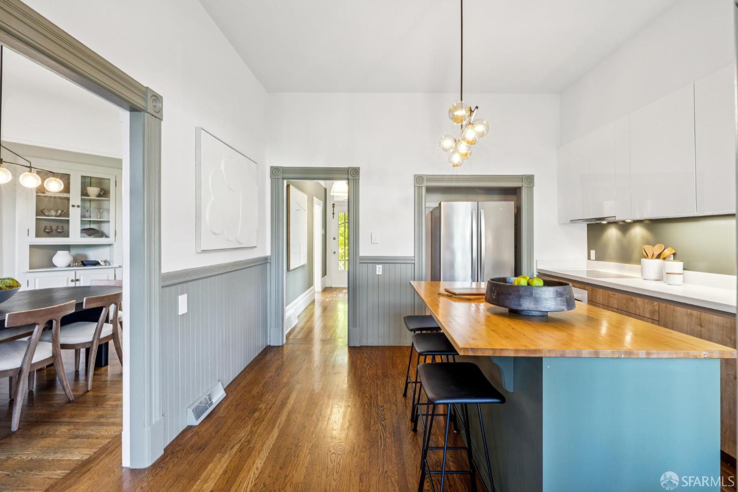 Detail Gallery Image 23 of 77 For 4106 20th St, San Francisco,  CA 94114 - 4 Beds | 3 Baths